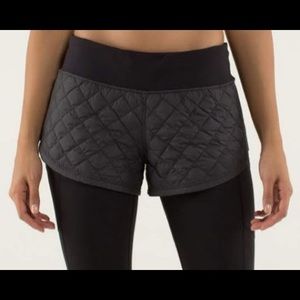 Lululemon hot cheeks quilted shorts